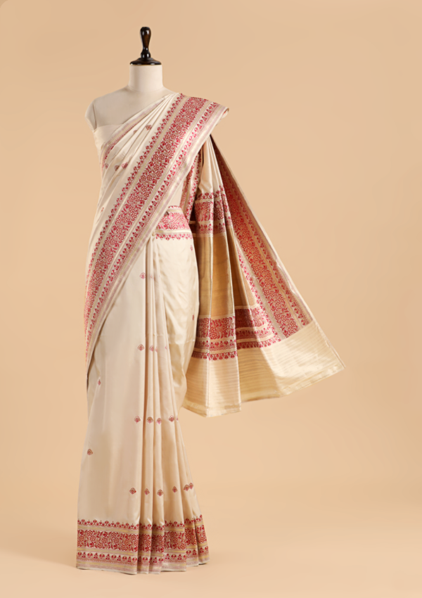 Off White Butti Saree in Silk