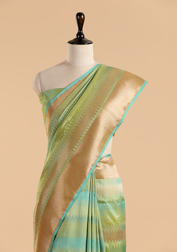 Pista Green Plain Saree in Silk