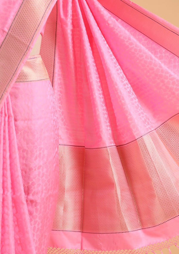 Pink Plain Saree in Silk