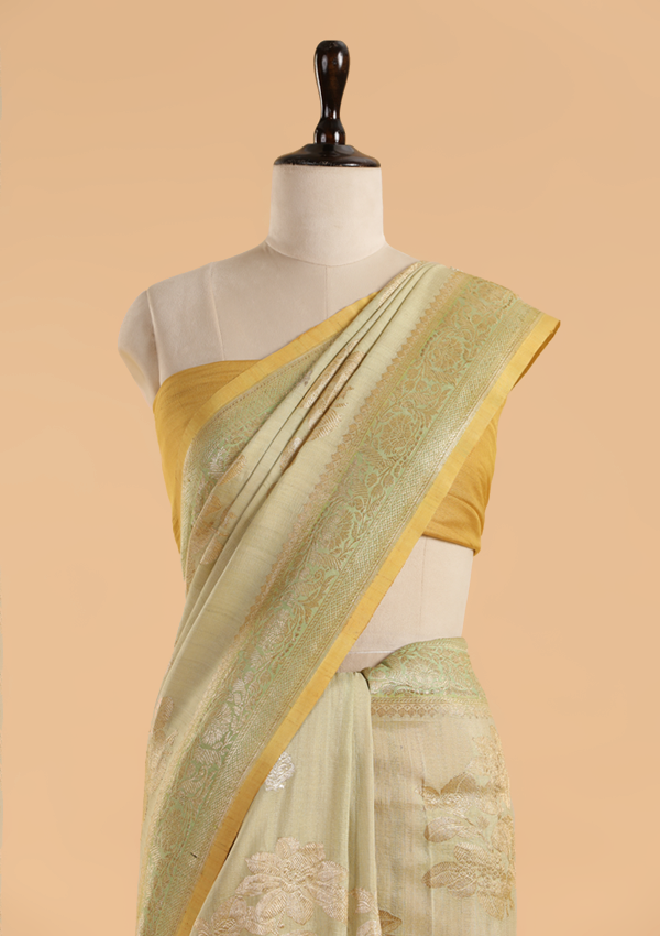 Pista Green Saree in Georgette Tussar