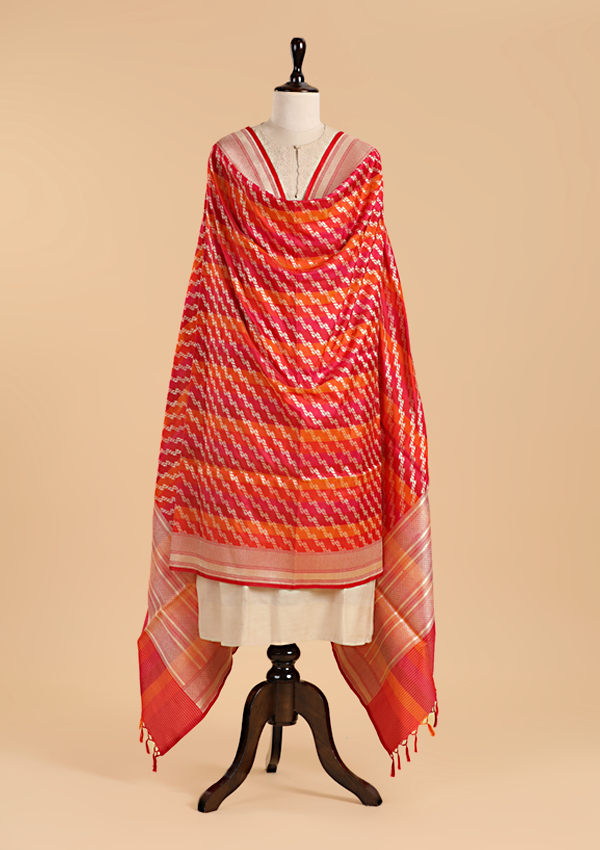 Red Rangkat Dupatta in Silk