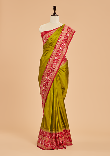 Pista Green Plain Saree in Silk