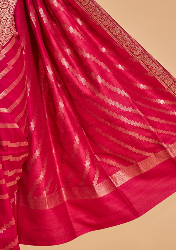 Majenta Jaal Saree in Georgette Tussar