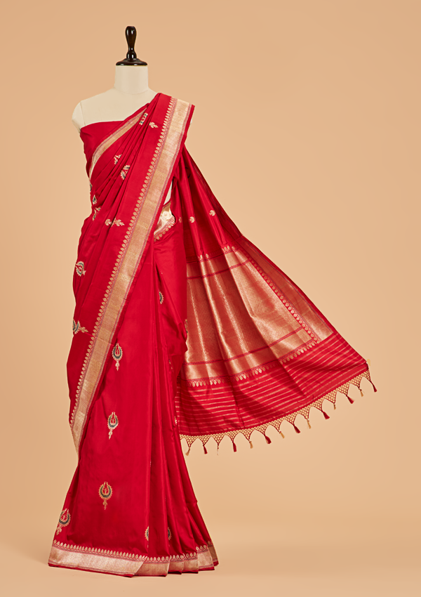 Red Butta Saree in Silk