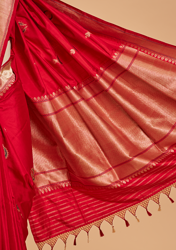 Red Butta Saree in Silk